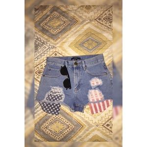 Forever 21 Denim Shorts 🇺🇸